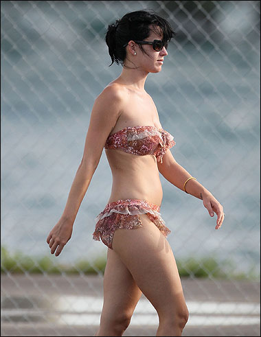 bikininessie